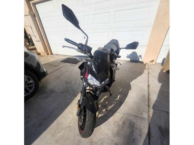 Compra Carenados Moto Kawasaki Ninja Z650 2020-2023 - Negro Rojo