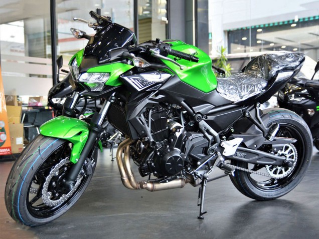 Compra Carenados Moto Kawasaki Ninja Z650 2020-2023 - Verde Negro
