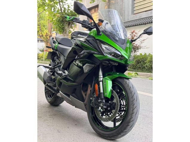 Compra Carenados Moto Kawasaki Z1000SX 2020-2025 - Negro Gris Verde Ninja