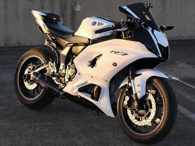 Compra Carenados Moto Yamaha YZF R7 2021-2024 - Blanco Brillante