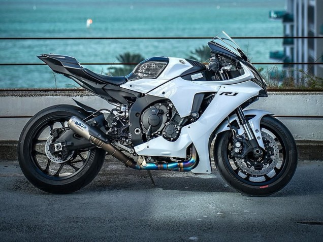 Compra Carenado Moto Yamaha YZF 1000 R1 2020-2025 - Blanco