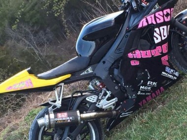 Compra Carenados Moto Yamaha YZF R6 2003-2004 - Amarillo Rosa Negro Brillante Rossi Repsol 46