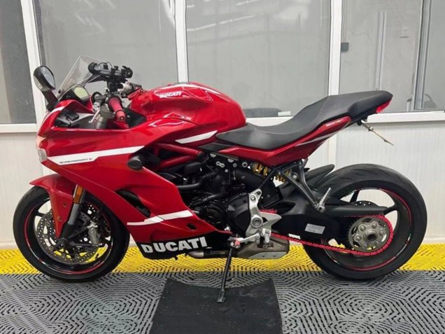 Compra Carenados Moto Ducati Supersport 939/939S 2017-2022 - Rojo Negro Blanco Raya