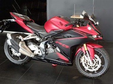 Compra Kits Carenado Moto Honda CBR250RR 2017-2022 - Rojo Negro Mate