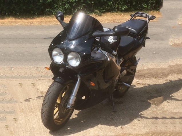 Compra Carenados Moto Honda CBR900RR 893 1994-1995 - Negro Brillante